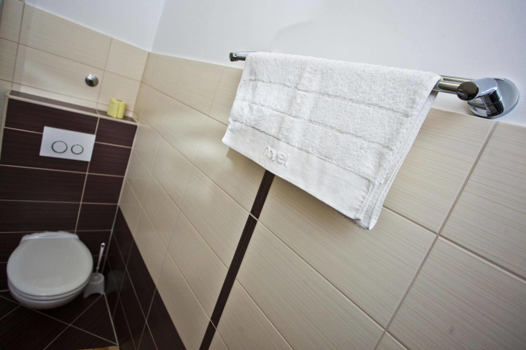 Split Apartments Peric 외부 사진