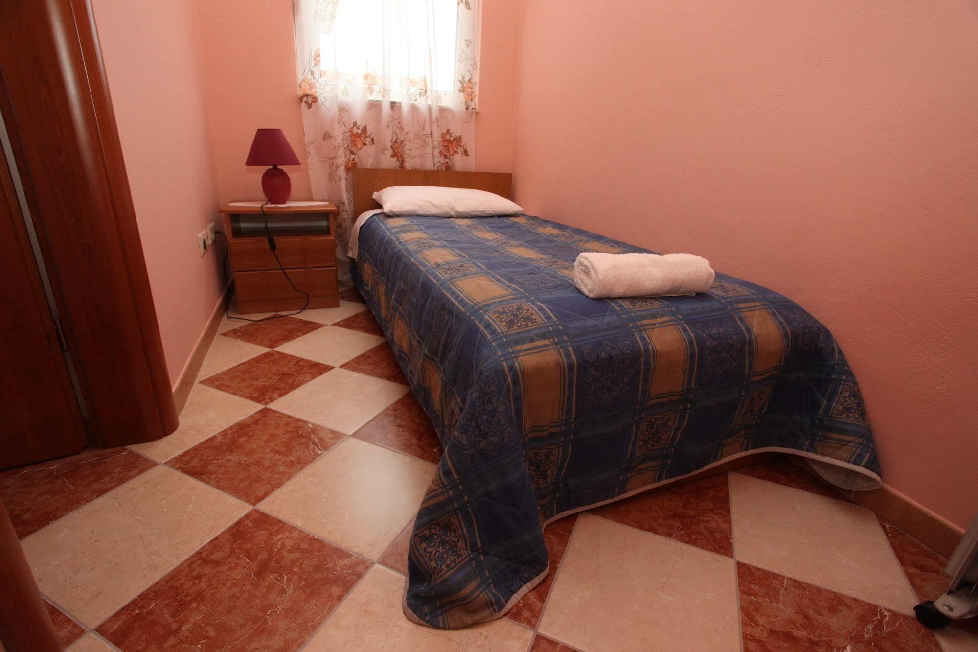 Split Apartments Peric 외부 사진