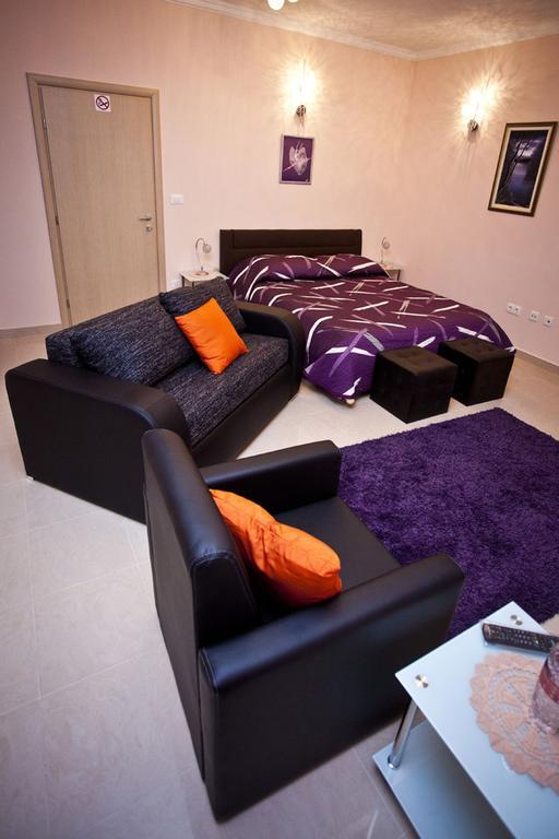 Split Apartments Peric 외부 사진